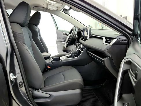 Certified 2025 Toyota RAV4 LE FWD image 25