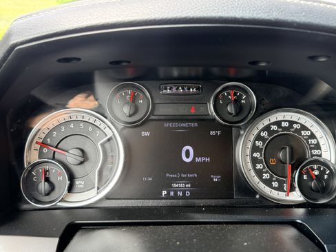 Used 2018 RAM 1500 Laramie RWD image 29