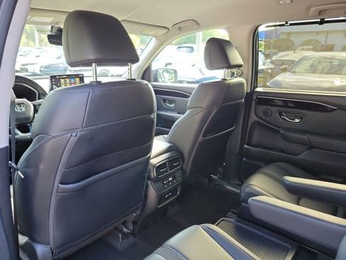 Certified 2023 Honda Pilot EX-L image 10