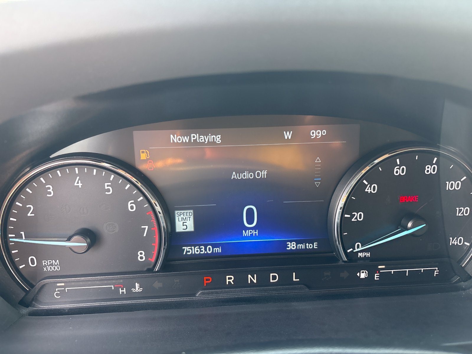 Used 2022 Ford Explorer XLT w/ Equipment Group 202A AWD/4WD image 16