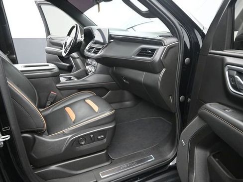Used 2021 GMC Yukon AT4 w/ AT4 Premium Plus Package AWD/4WD image 19