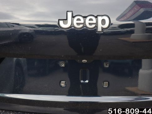Used 2023 Jeep Grand Cherokee L Summit image 34