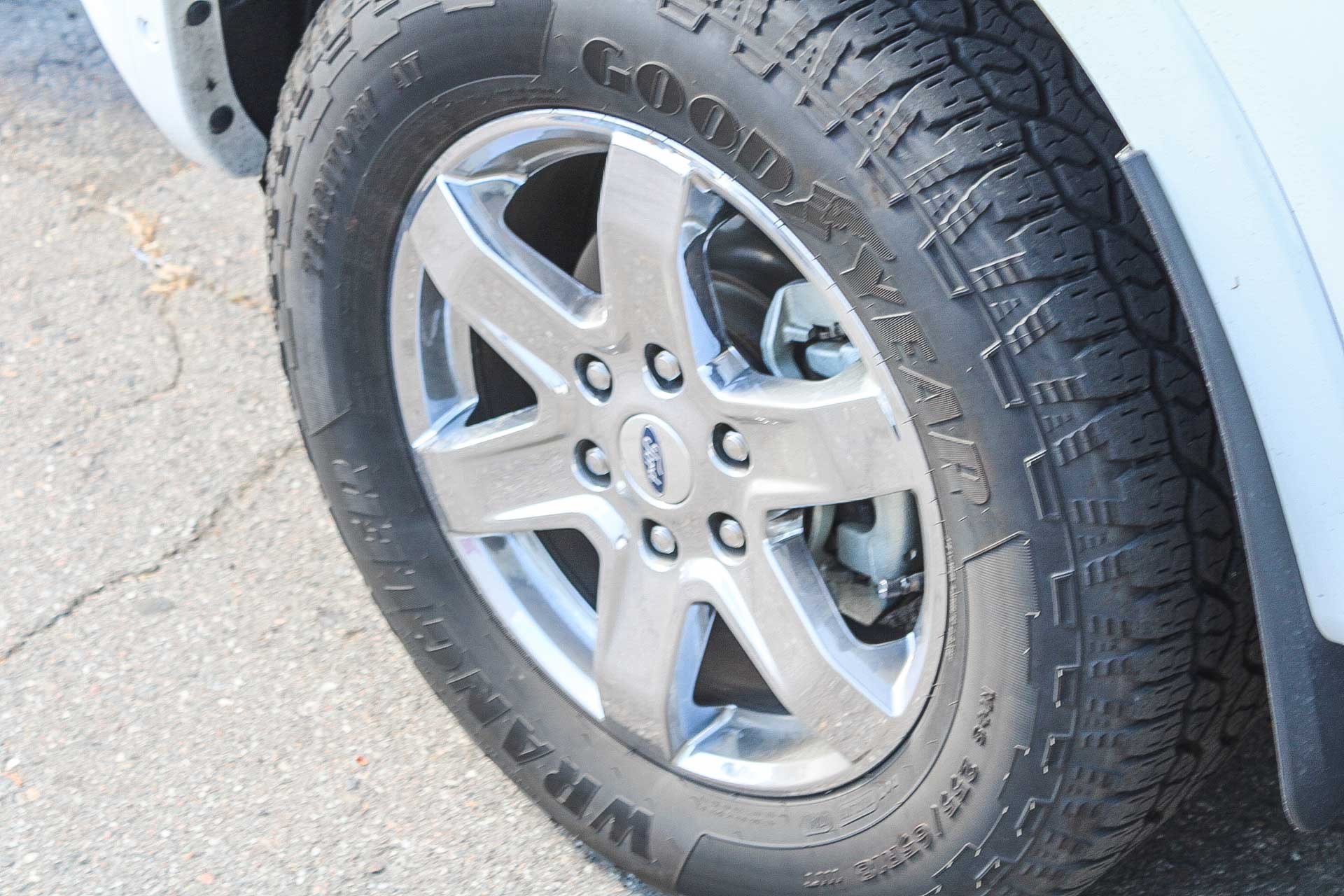 Used 2024 Ford Ranger Lariat RWD image 13