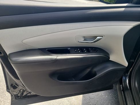 Used 2025 Hyundai Tucson SEL FWD image 18