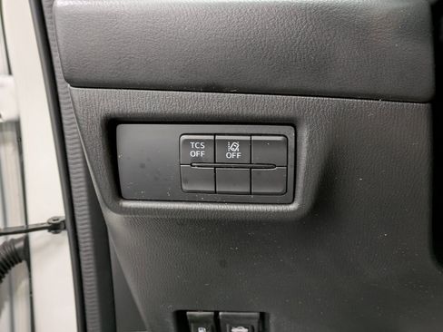 Used 2019 MAZDA CX-5 Touring image 21