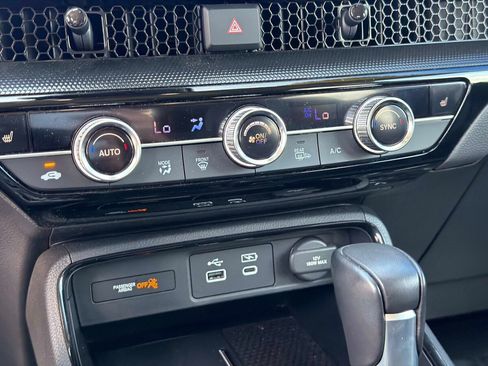 Used 2025 Honda CR-V EX-L image 23