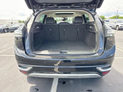 Used 2022 Buick Envision Avenir w/ Technology Package II FWD image 24