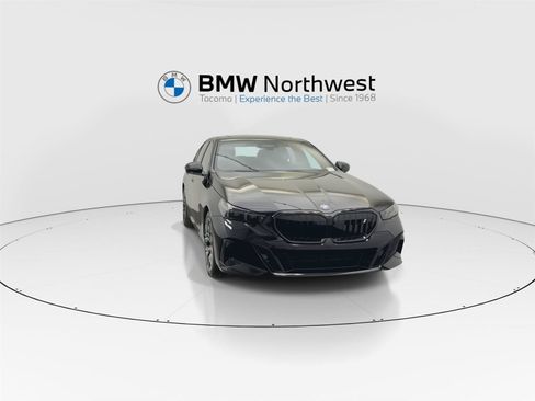 New 2027 BMW i5 xDrive40 AWD/4WD image 7