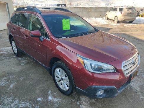 Used 2015 Subaru Outback 2.5i Premium image 8