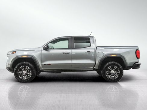 Used 2023 GMC Canyon AT4 w/ AT4 Premium Package AWD/4WD image 2