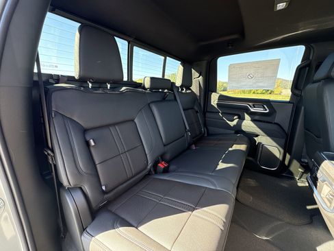 New 2026 Chevrolet Silverado 1500 High Country w/ Technology Package AWD/4WD image 89