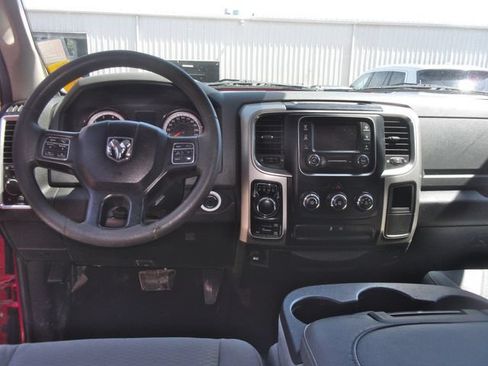 Used 2020 RAM 1500 Classic SLT AWD/4WD image 9