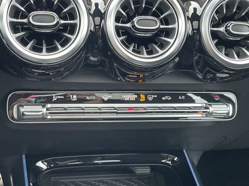 New 2026 Mercedes-Benz GLB 35 AMG AMG GLB 35 4MATIC SUV image 29