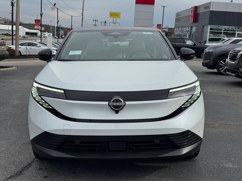 New 2026 Nissan Leaf SV+ w/ Floor Mat Package (SV+) image 8