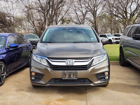 Used 2019 Honda Odyssey EX-L image 2