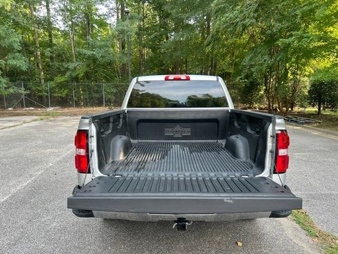 Used 2017 GMC Sierra 1500 SLE w/ SLE Value Package AWD/4WD image 31