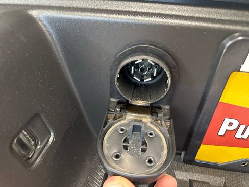 Used 2022 Chevrolet Colorado W/T w/ WT Convenience Package image 79