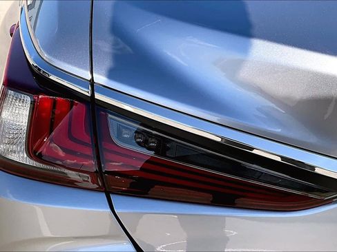 Certified 2025 Lexus ES 350 w/ Premium Package image 28