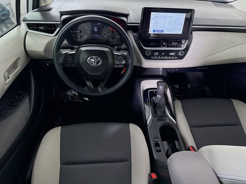 Used 2024 Toyota Corolla LE FWD image 17