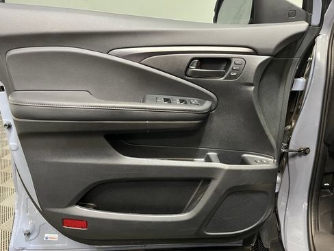 Used 2022 Honda Passport EX-L image 13