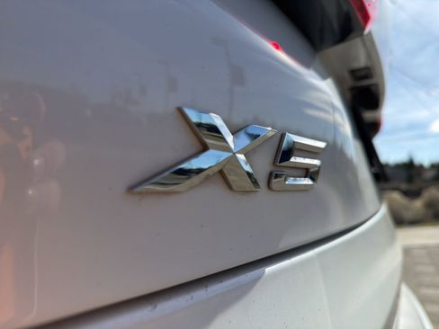 Used 2021 BMW X5 xDrive40i w/ Convenience Package image 15