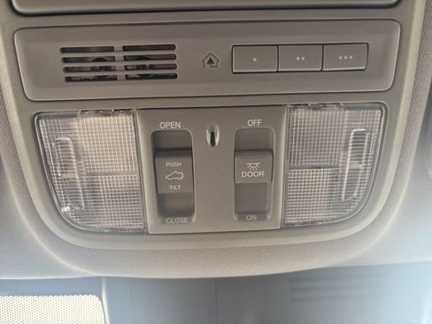 Used 2022 Honda CR-V EX-L image 54