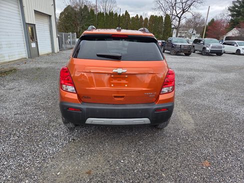 Used 2015 Chevrolet Trax LT w/ LT Sun and Sound Package image 4