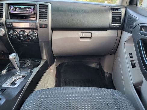 Used 2008 Toyota 4Runner SR5 AWD/4WD image 26