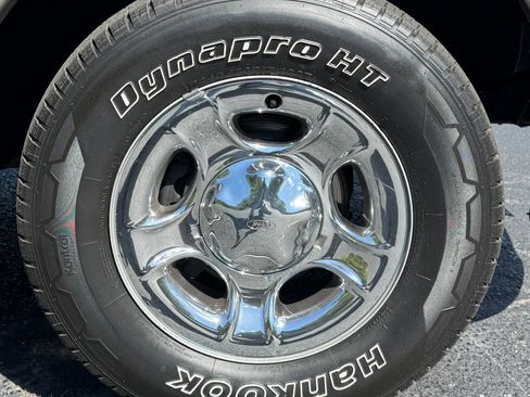 Used 2001 Ford Expedition Eddie Bauer RWD image 10
