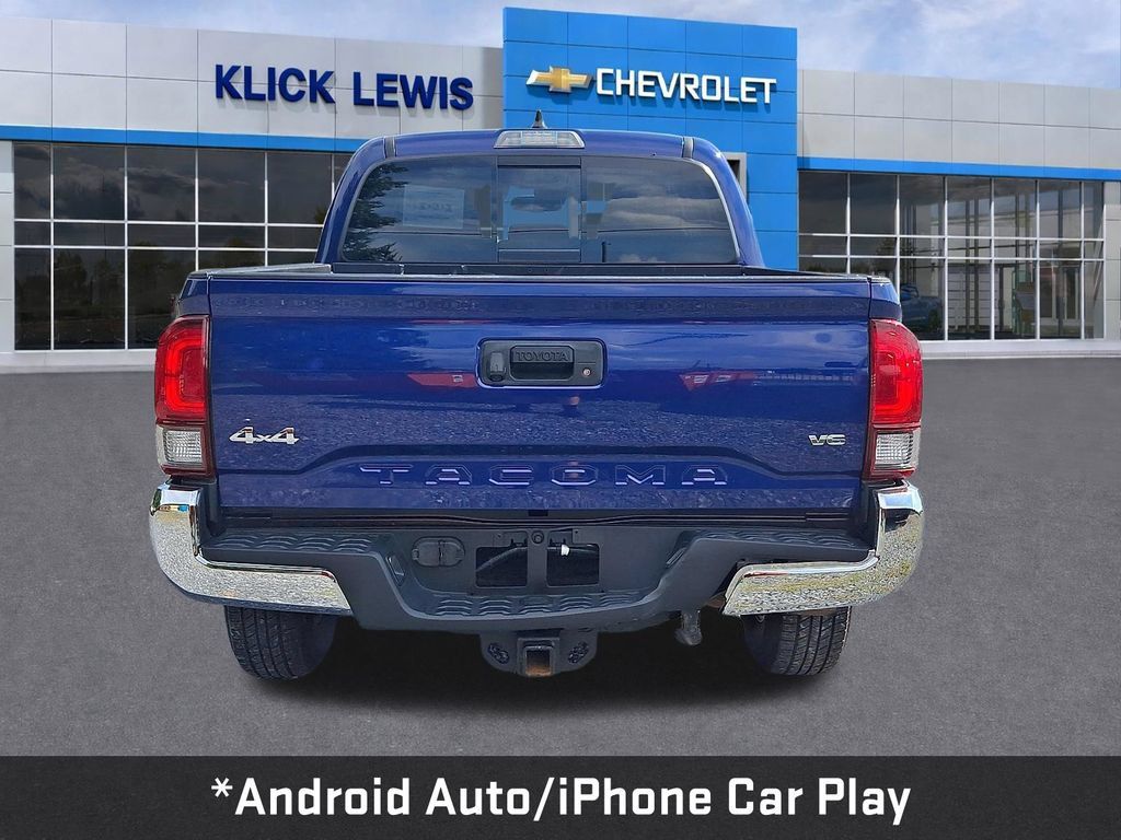 Used 2022 Toyota Tacoma SR5 AWD/4WD image 7