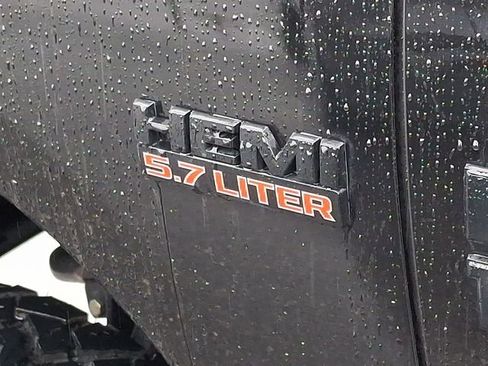 Used 2017 RAM 1500 Express w/ Black Ram 1500 Express Group image 34