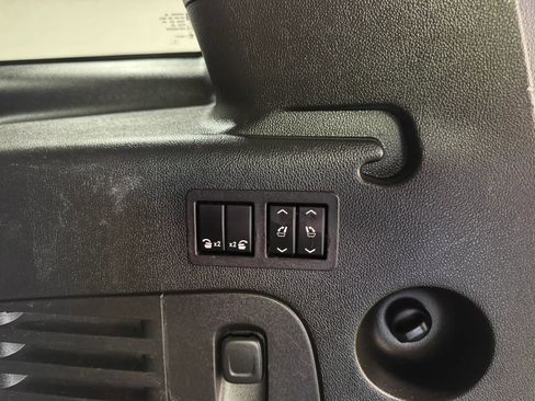 Used 2016 Chevrolet Suburban LTZ AWD/4WD image 46