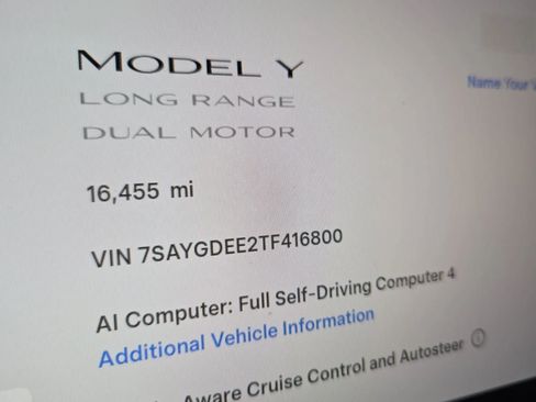Used 2026 Tesla Model Y AWD image 4