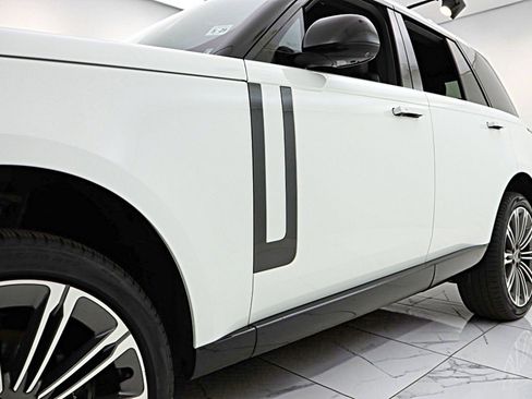 Used 2024 Land Rover Range Rover SE AWD/4WD image 21
