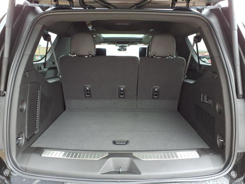 New 2026 GMC Yukon XL AT4 Ultimate AWD/4WD image 13