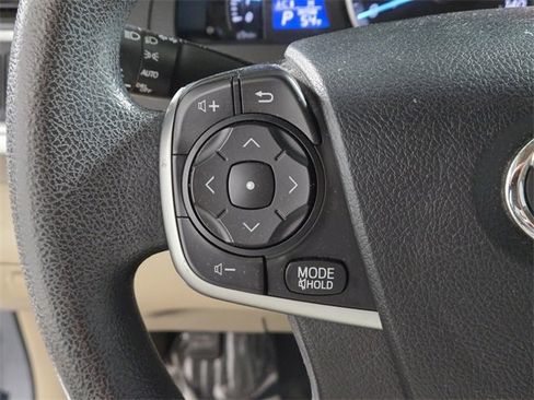 Used 2013 Toyota Camry L image 30