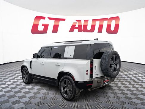 Used 2021 Land Rover Defender 110 X-Dynamic HSE AWD/4WD image 3