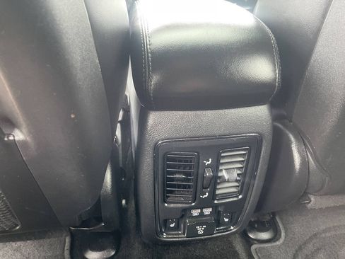 Used 2015 Dodge Durango Limited w/ Blacktop Package AWD/4WD image 26