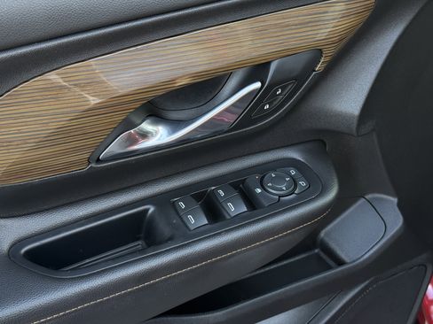 Used 2019 GMC Terrain SLE w/ LPO, Cargo Package image 25