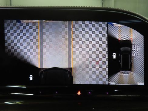 Used 2024 Cadillac Escalade ESV Sport w/ Touring Package AWD/4WD image 23
