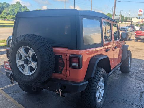 Used 2019 Jeep Wrangler Unlimited Sport S AWD/4WD image 11