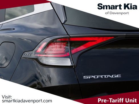 New 2025 Kia Sportage LX image 12