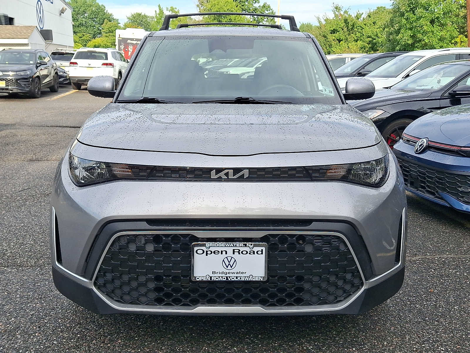 Used 2023 Kia Soul LX w/ LX Technology Package FWD image 2