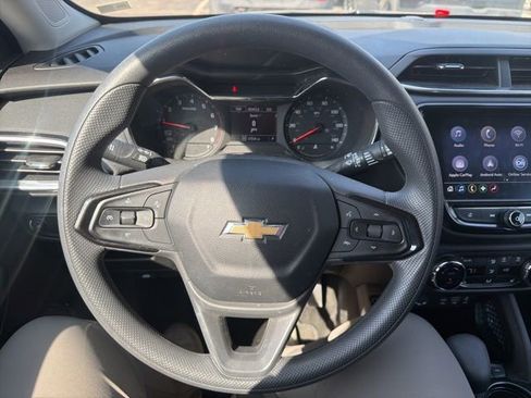 Certified 2023 Chevrolet TrailBlazer LT w/ Convenience Package image 17