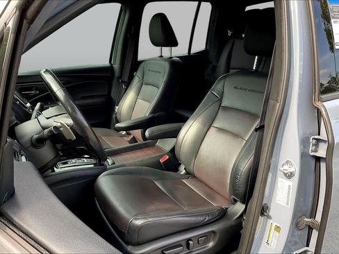 Used 2022 Honda Ridgeline Black Edition image 8