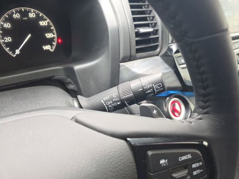 Used 2025 Honda Odyssey Elite image 18