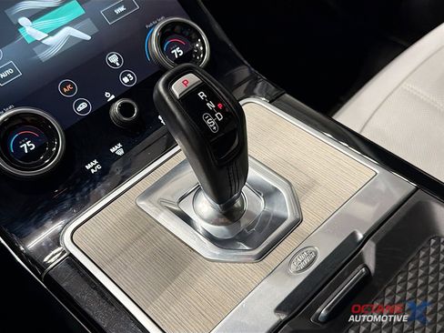 Used 2020 Land Rover Range Rover Evoque SE AWD/4WD image 17