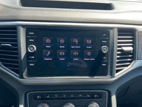 Used 2018 Volkswagen Atlas SE image 13