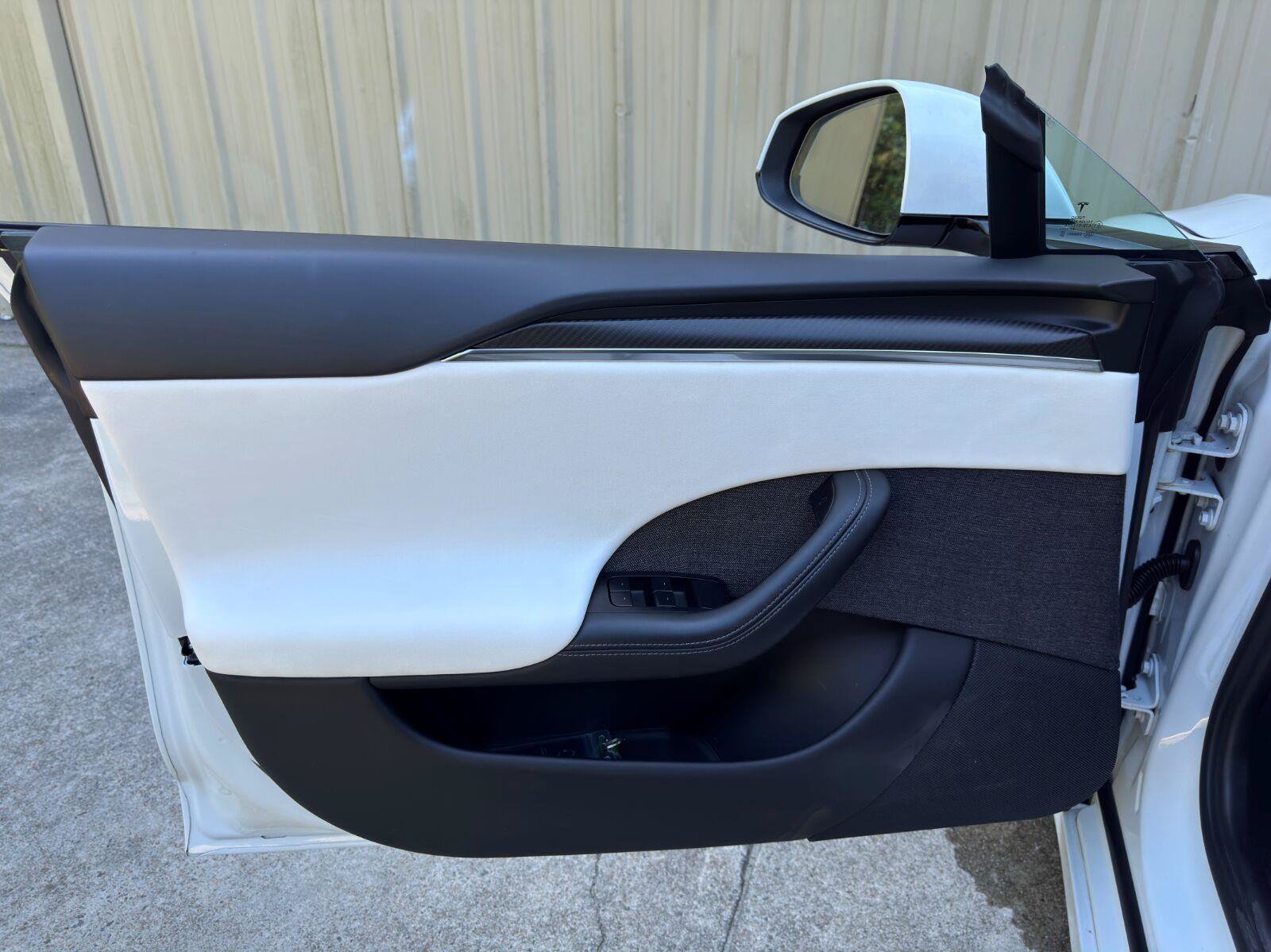 Used 2022 Tesla Model S Plaid AWD/4WD image 43