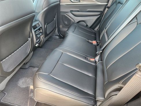 New 2025 Jeep Grand Cherokee Limited image 21